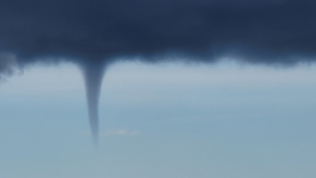 waterspout.jpg