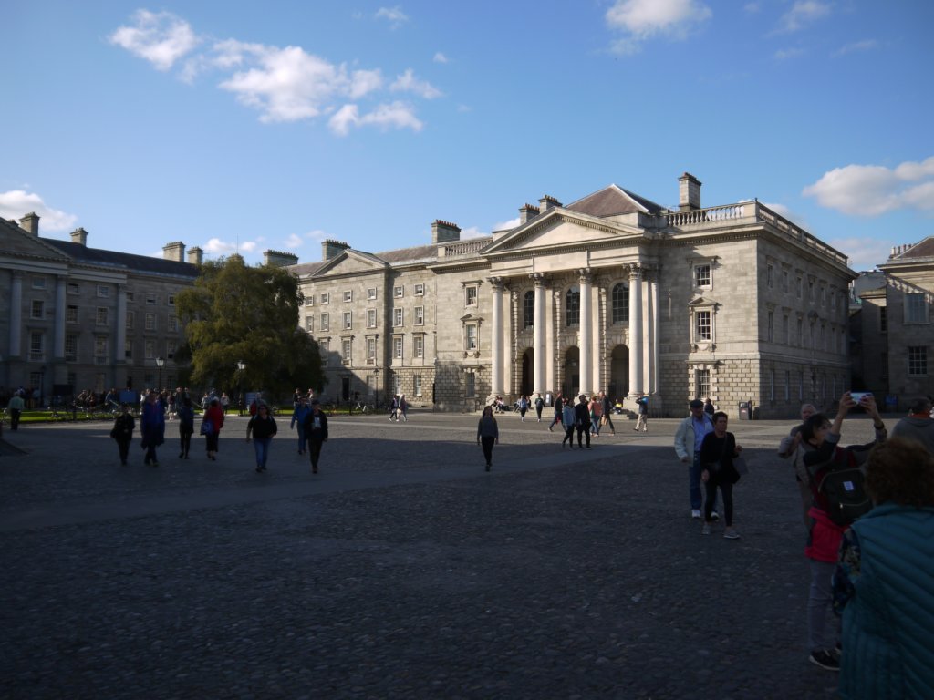 trinitycollegedublin2.jpg