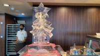 icechristmastree_small.jpg